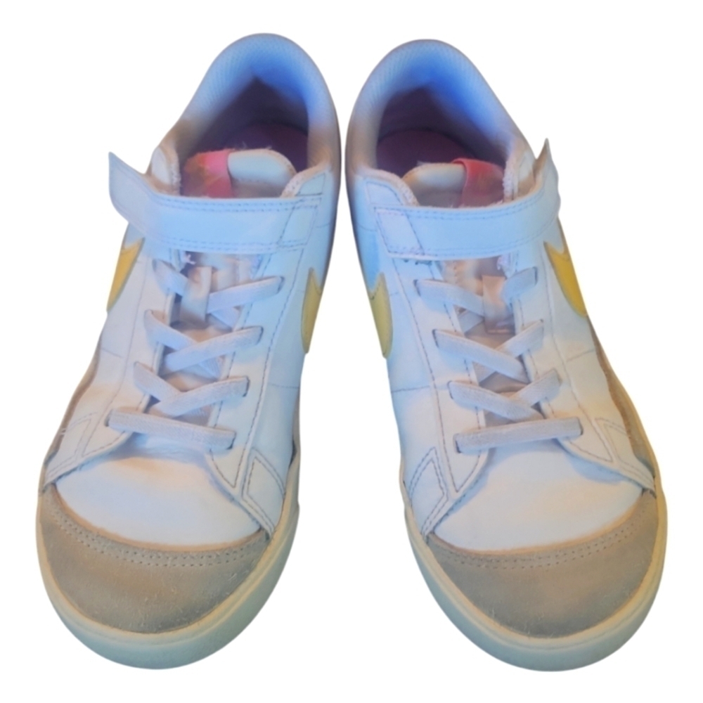 Nike Kids Blazer Low Top '77 White/ Yellow/ Pink Unisex Sneakers Size 2.5Y - Picture 11 of 11